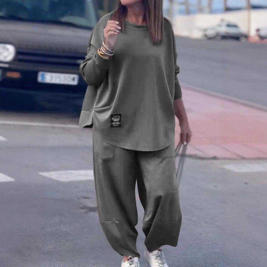 Autumn and winter new casual loose solid color sweater suit