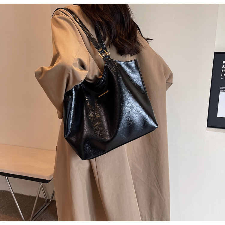 New fashion retro commuter tote bag senior sense handbag shoulder bag