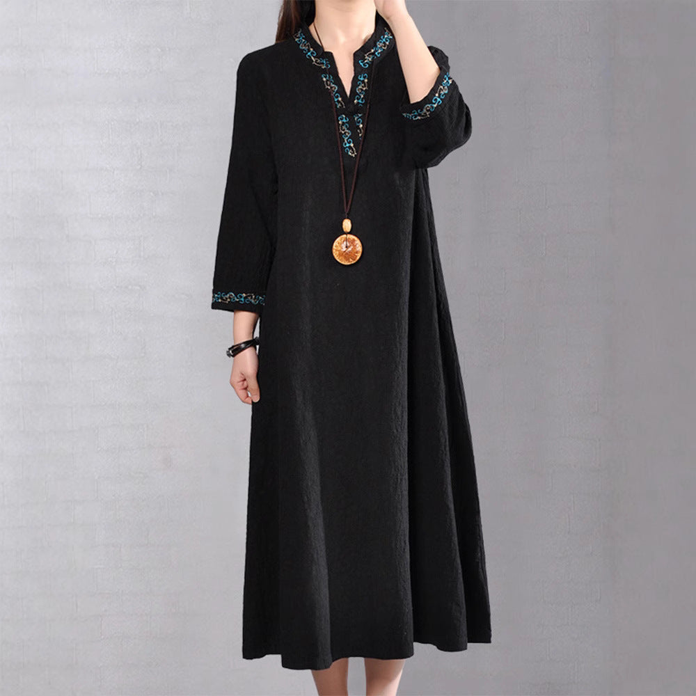 2025 Spring and Autumn new V-neck disc buckle linen embroidery robe cotton dress